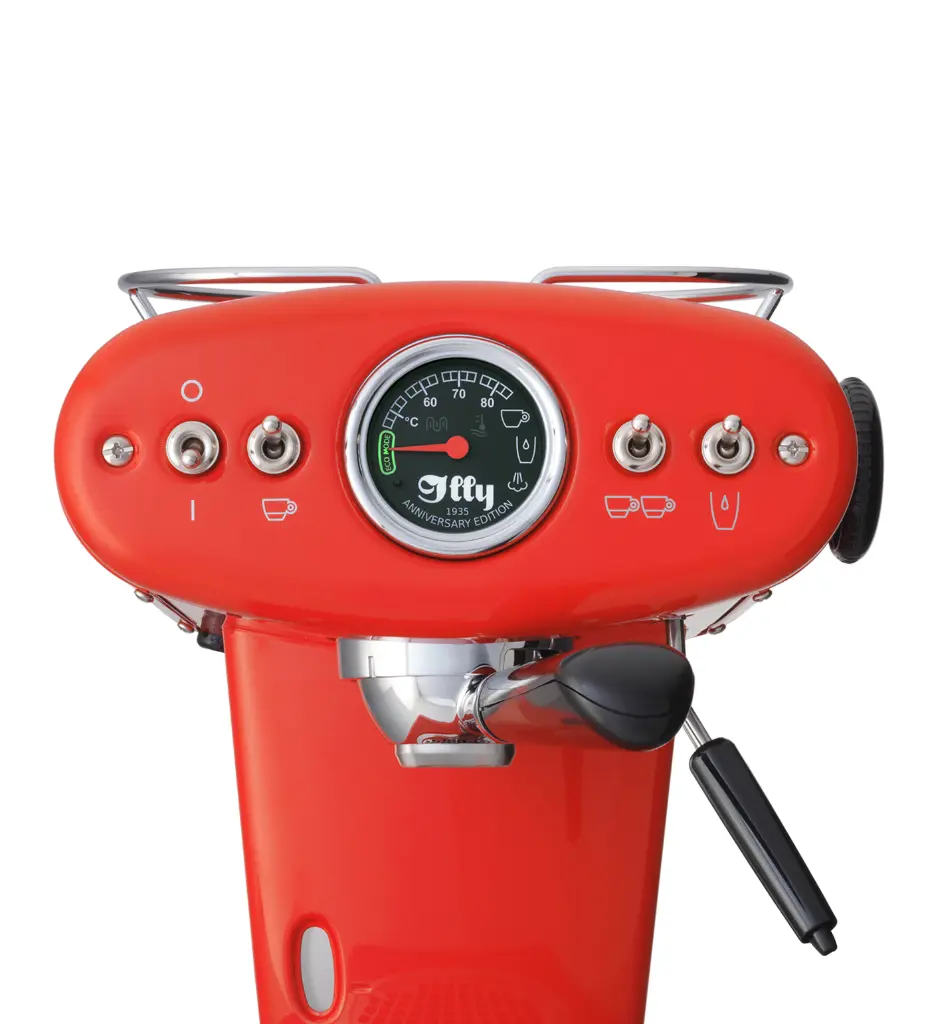 illy_x1_ese_ground_ateliercaffe_rood2.webp