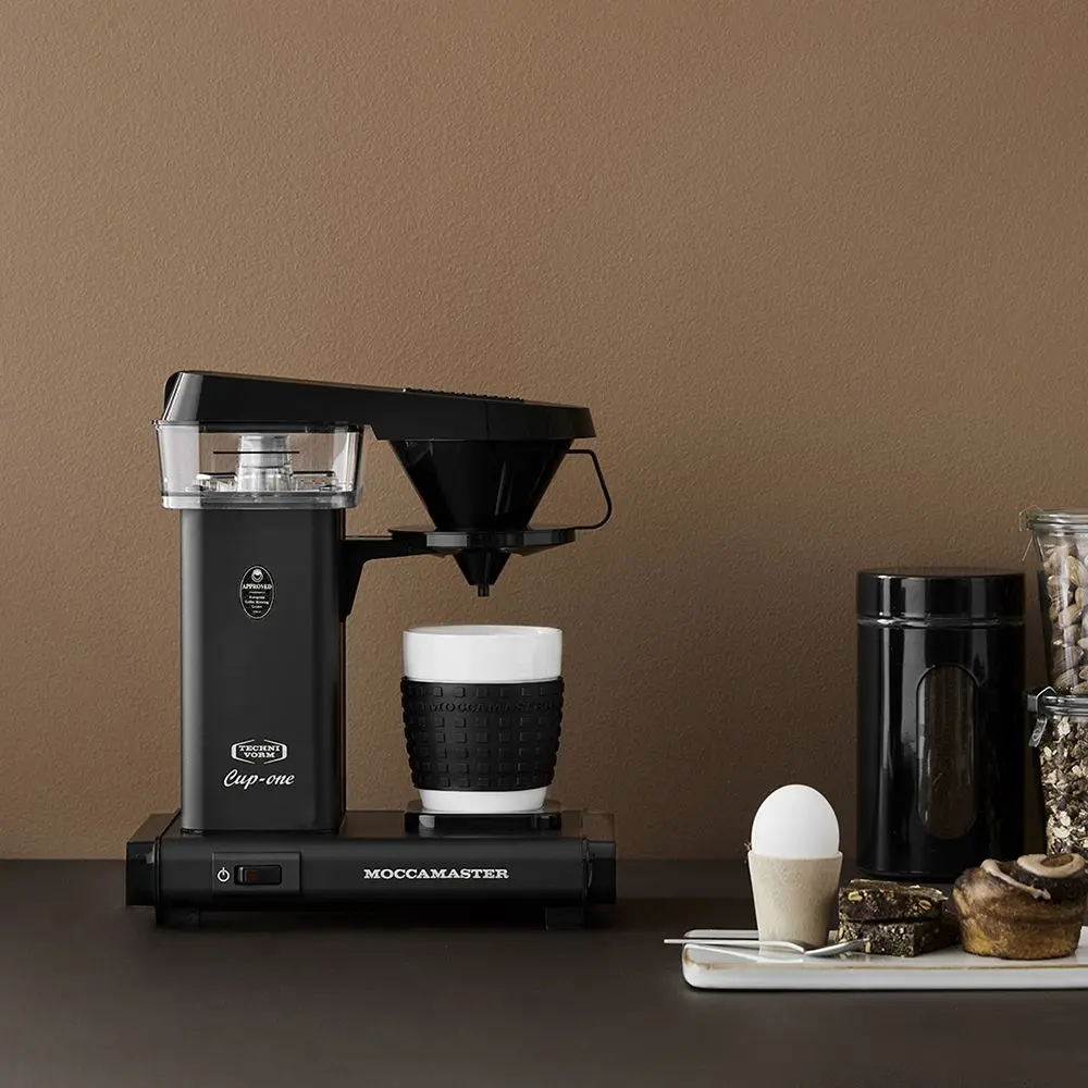 id4-moccamaster-cupone-matt-black-3.webp