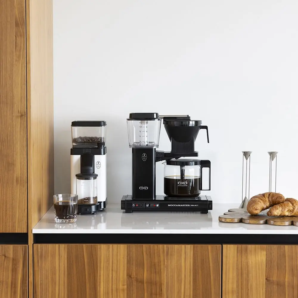 id3-moccamaster-kbg-select-black-2.webp