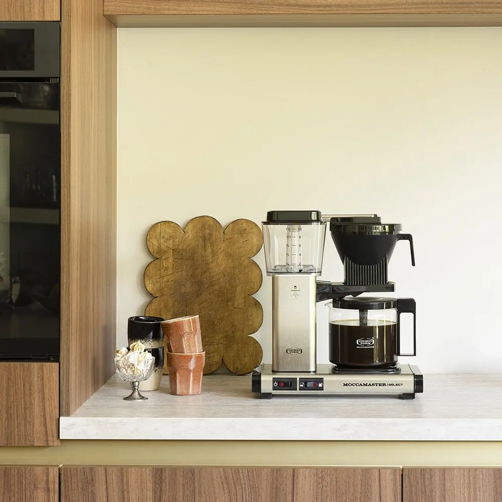id6-moccamaster-kbg-select-brushed-5_1.webp