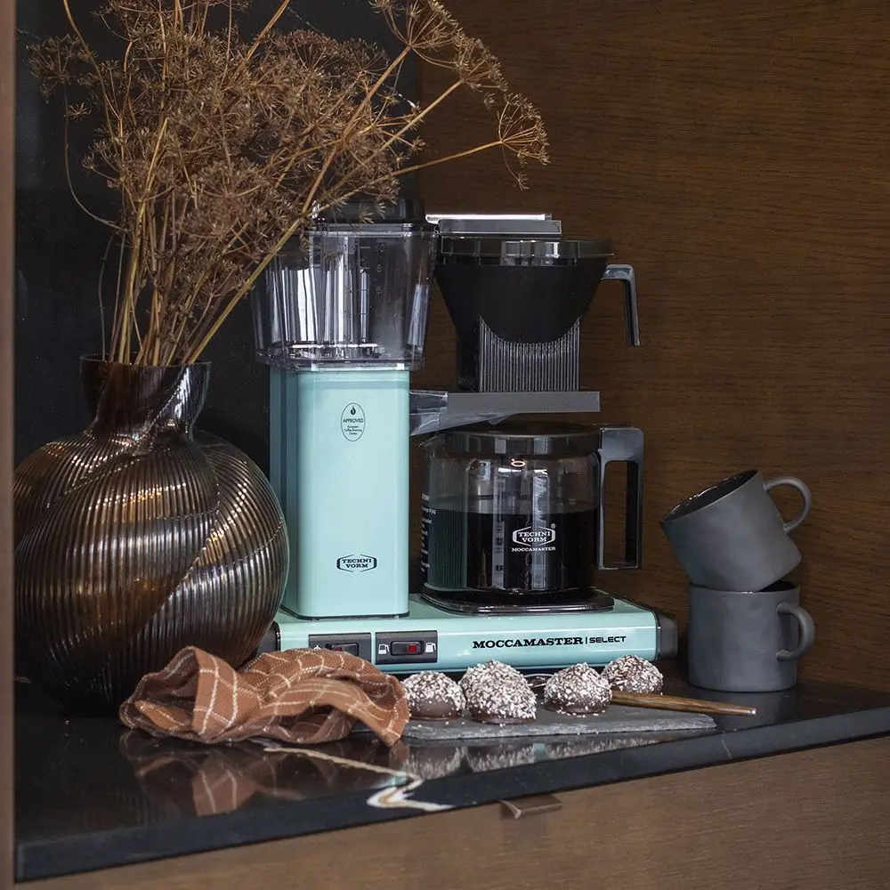 id7-moccamaster-kbg-select-turquoise-6.webp