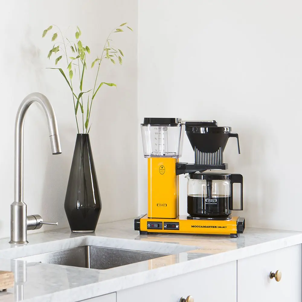 id7-moccamaster-kbg-select-yellow-pepper-6.webp