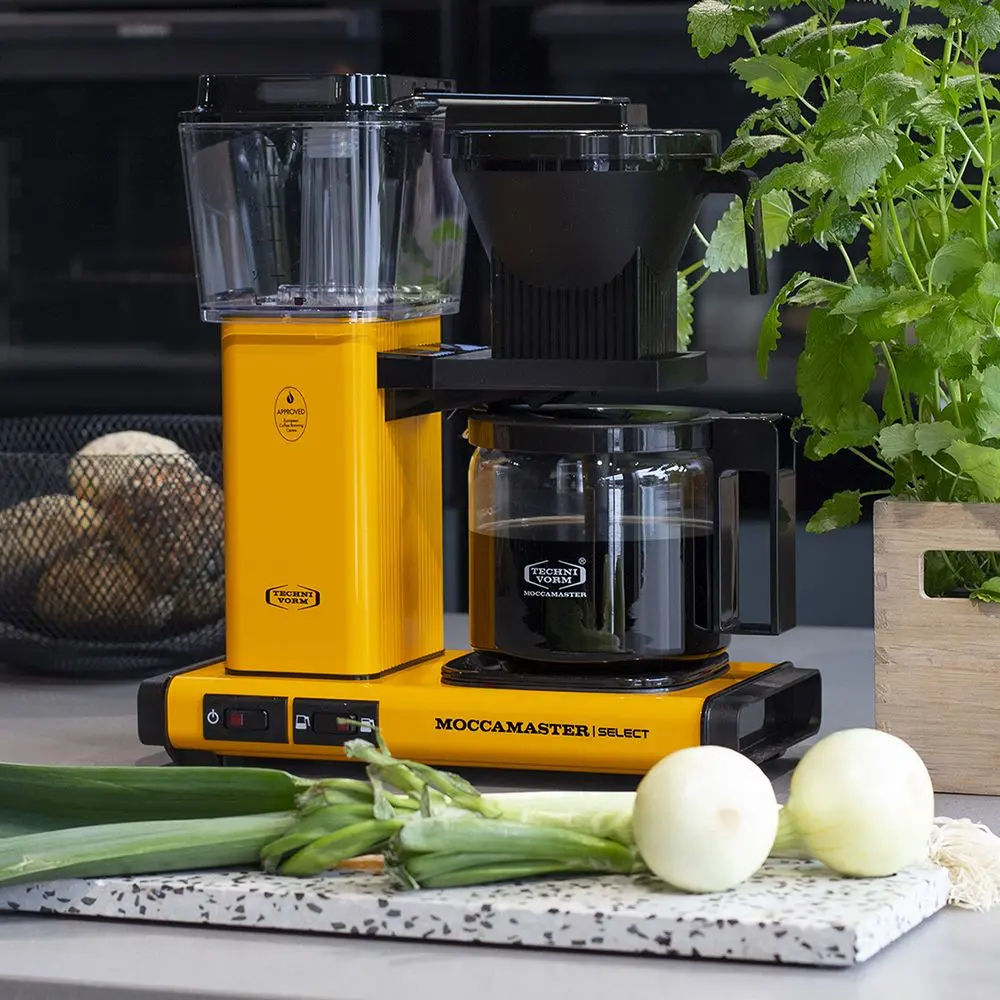 id6-moccamaster-kbg-select-yellow-pepper-5.webp