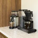 id4-moccamaster-km5-burr-grinder-polished-silver-2.webp