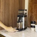 id6-moccamaster-km5-burr-grinder-polished-silver-5.webp