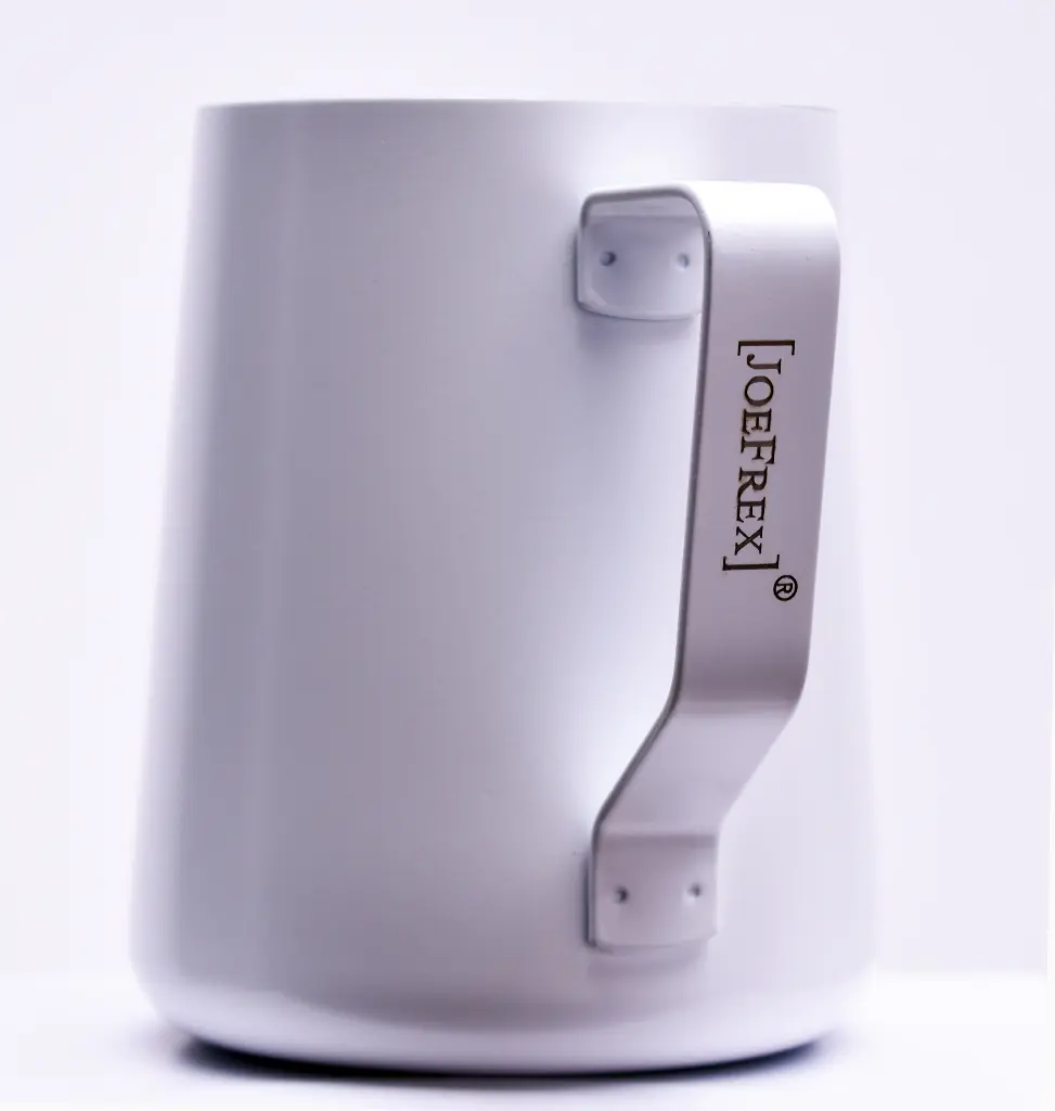 6_mk06_milk_foaming_pitcher_white.webp