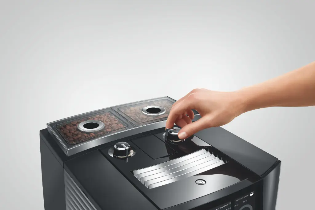 J8-twin_det_Di-Bl_grinder-reg_de.webp