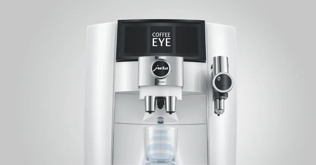 J8-twin_det_Di-Wh_CoffeeEye.webp