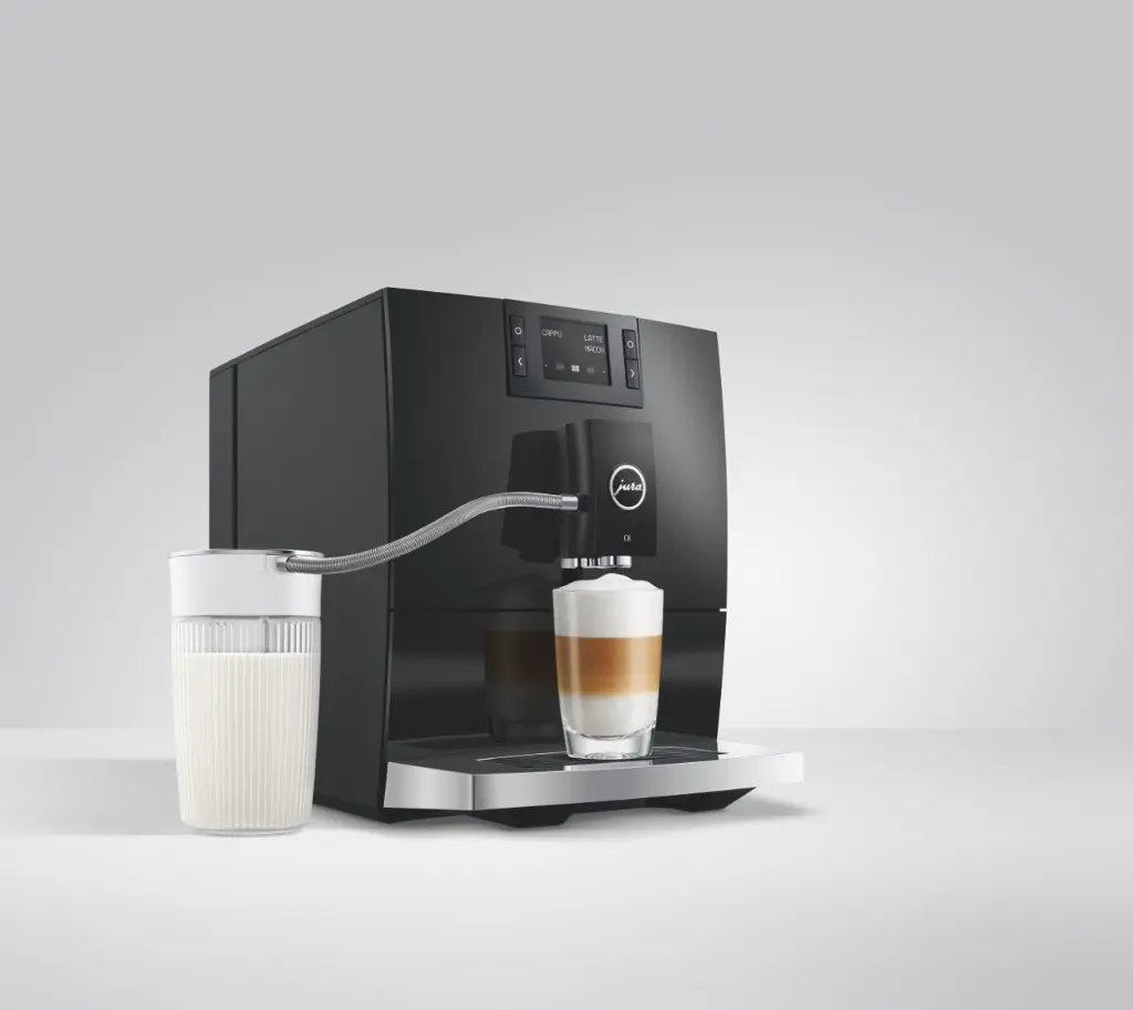 C8_EA_emo_PB_MilkCaraffe_LM groot.webp