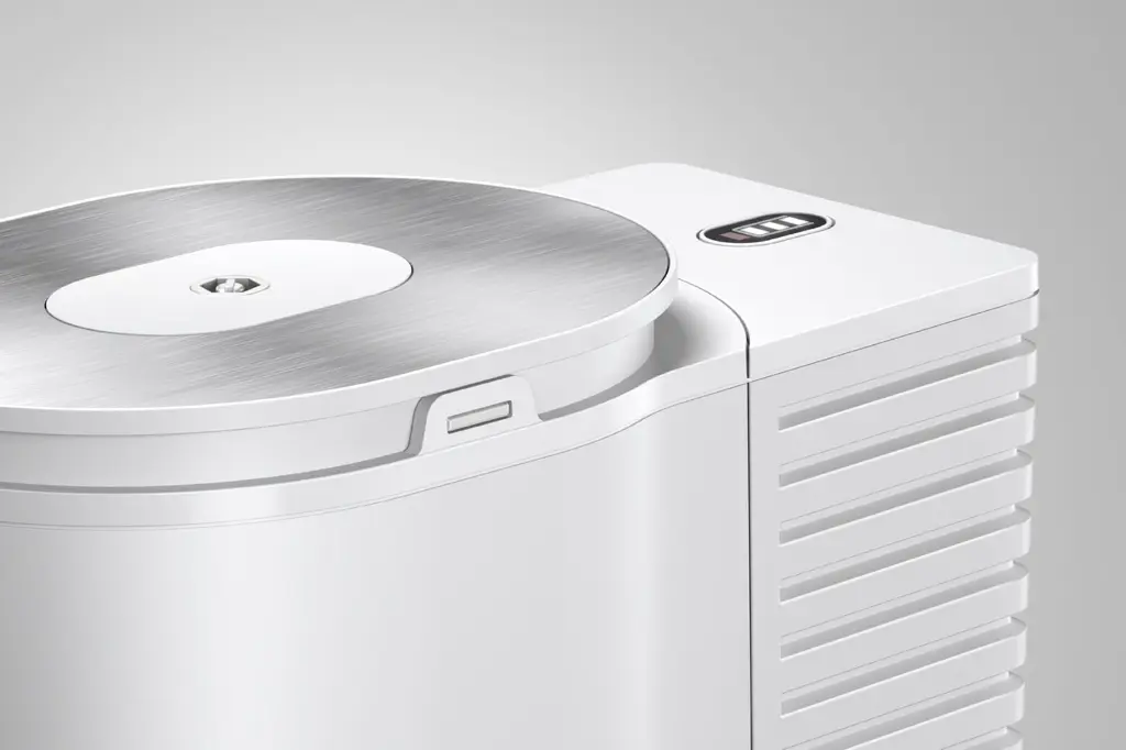 cool_control_1l_white_eb_image7.webp